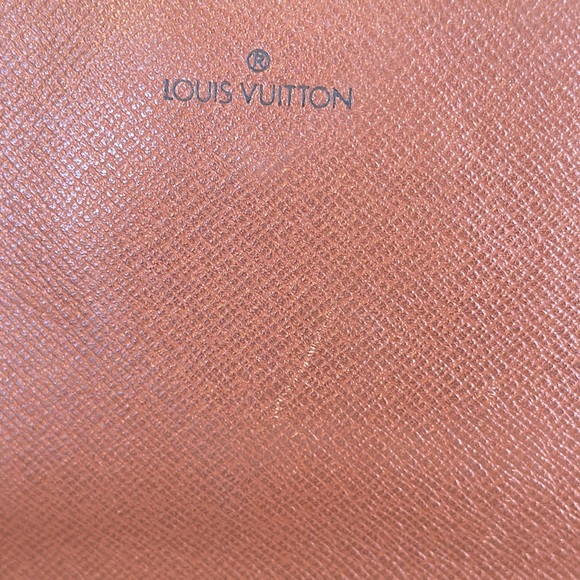 Louis Vuitton Brown Monogram Men's Bag - Picture 9 of 9